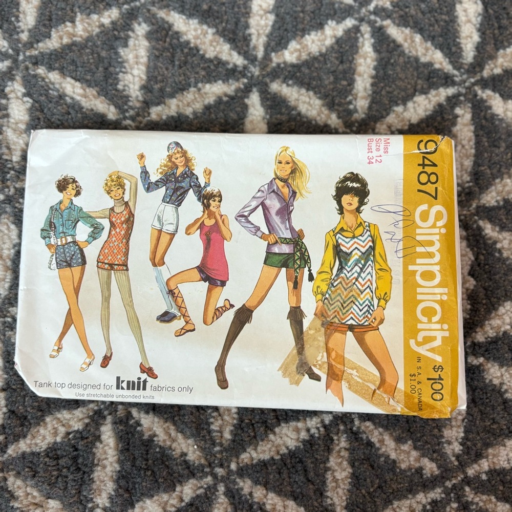 70's Misses Simplicity Pattern 9487 - Shorts/Blouse/Top Pattern - Size 12